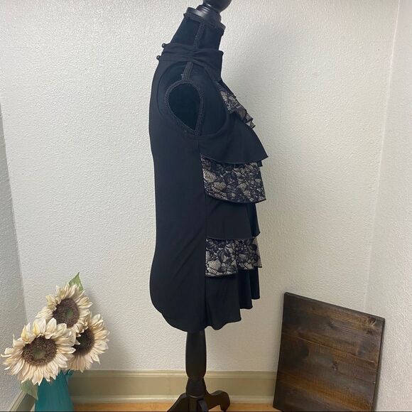 Ruffle Lace Halter - SMALL - *NWT* - Picture 4 of 8